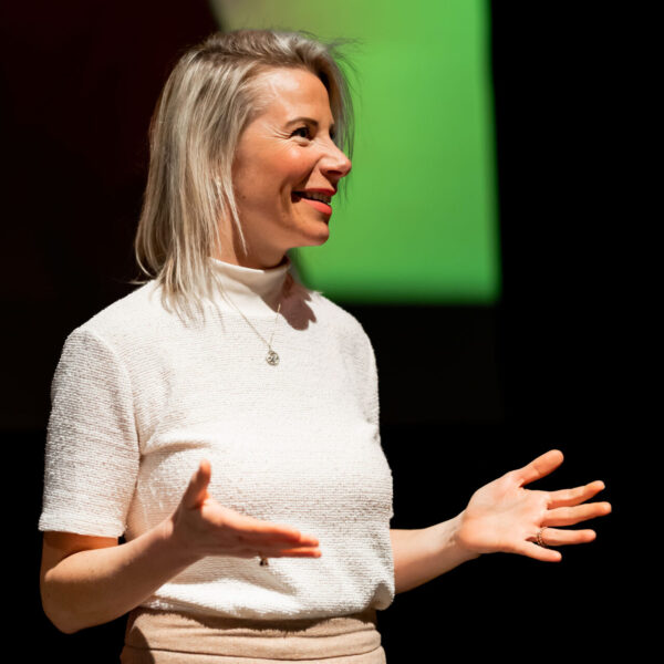 https://academie71.nl/wp-content/uploads/2025/07/Willemiek-600x600.jpg