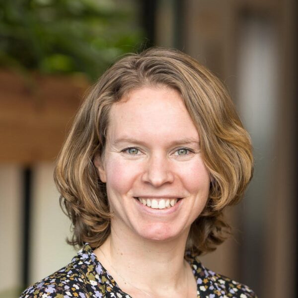 https://academie71.nl/wp-content/uploads/2026/03/foto-nina-600x600.jpg