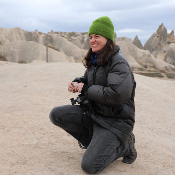 https://academie71.nl/wp-content/uploads/2026/04/portretfoto-Scarlett-Hooft-Graafland-Turkije-600x600.jpg