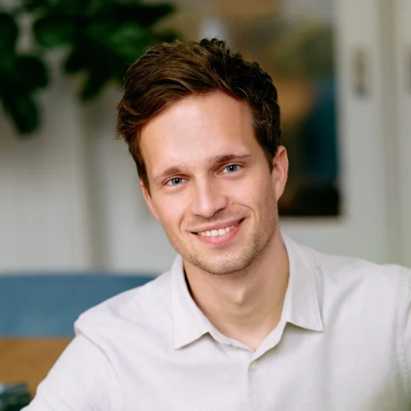 https://academie71.nl/wp-content/uploads/2026/05/joris-1-1800x1800-1-600x600.webp